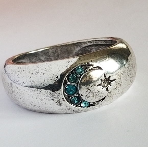 Relisted Mystical moon ring - crescent and star antiqued silver tone blue size 7 - Picture 5 of 13